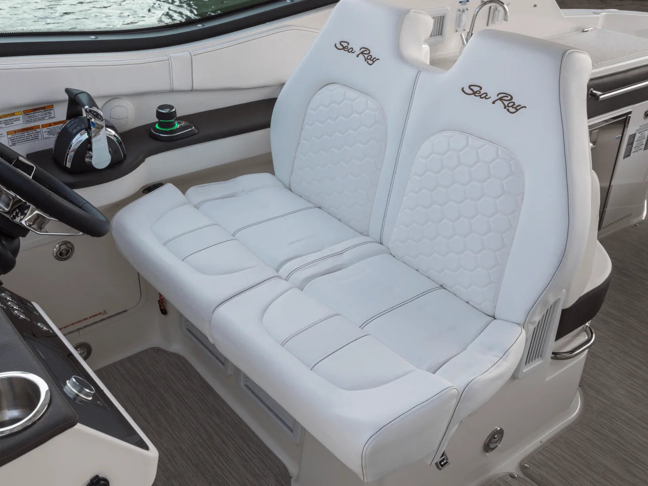 2027 Sea Ray Sundancer 320 Outboard 32.0 feet, Thunderbolt, GA #15