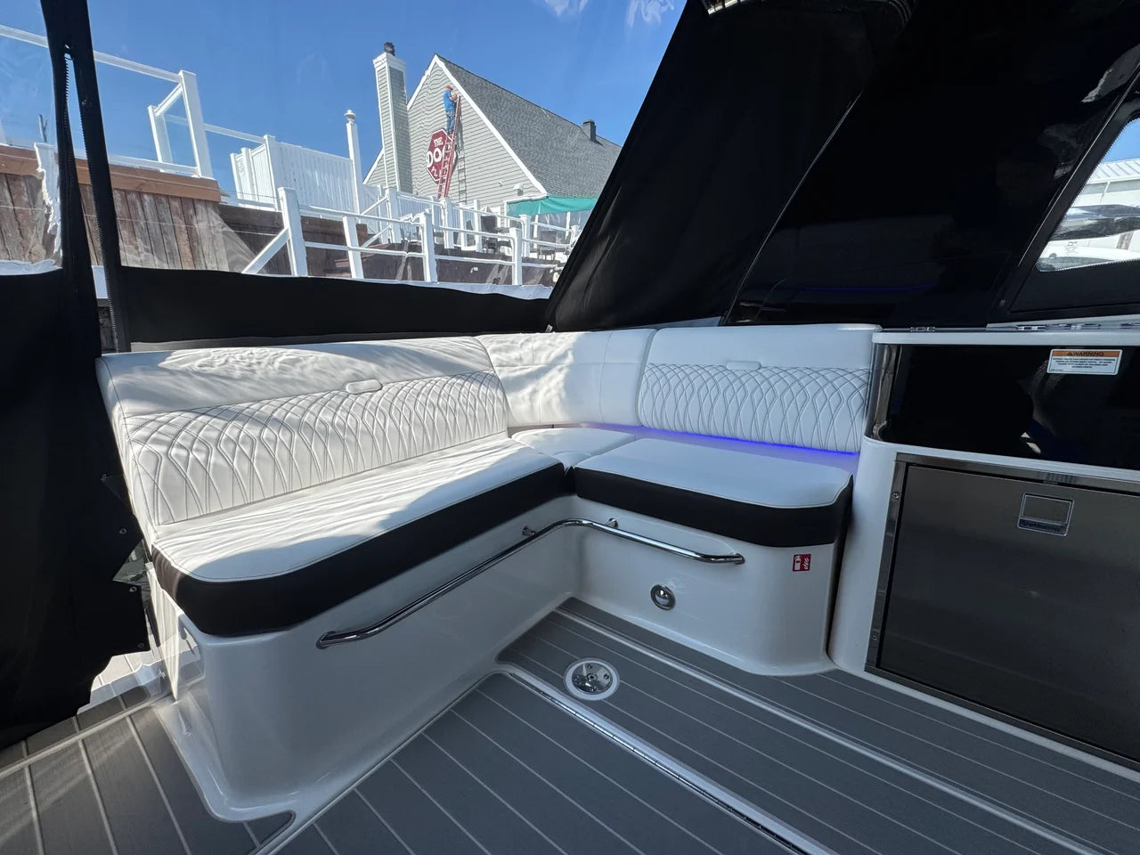 2025 Sea Ray 370 SUNDANCER OB 39.0 feet, Somers Point, New Jersey #11