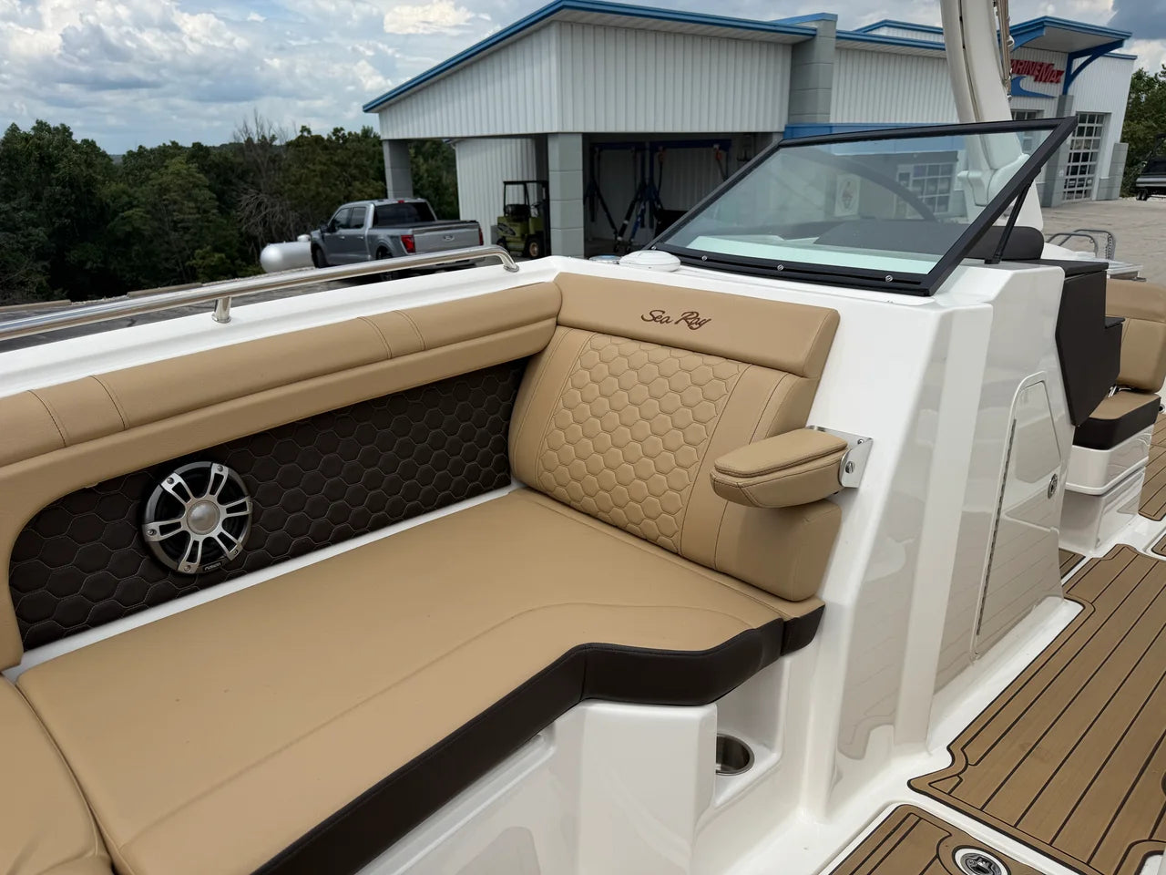 2024 Sea Ray SDX 290 Outboard 29.0 feet, Osage Beach, MO #82