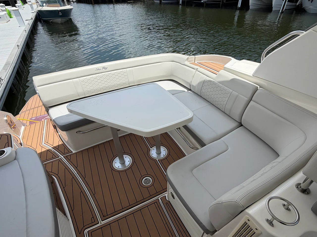 2019 Sea Ray Sundancer 350 Coupe 35.0 feet, Pensacola, Florida #12