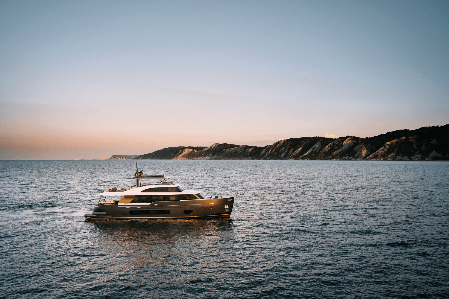 2026 Azimut Magellano 66 66.0 feet, Inuvik, Northwest Territories #6