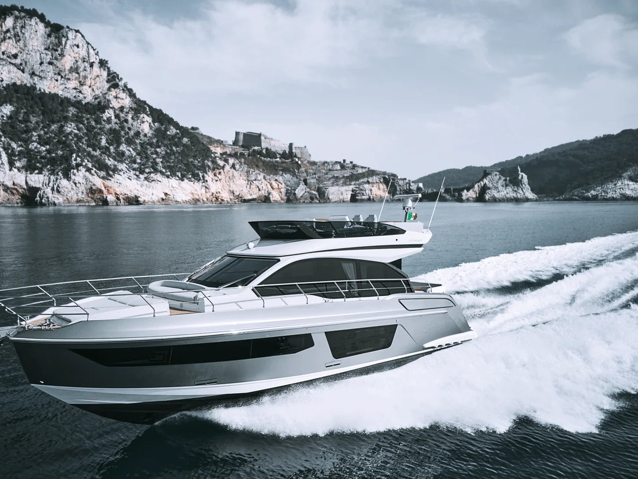 2026 Azimut Fly 53 55.0 feet, Inuvik, Northwest Territories #5