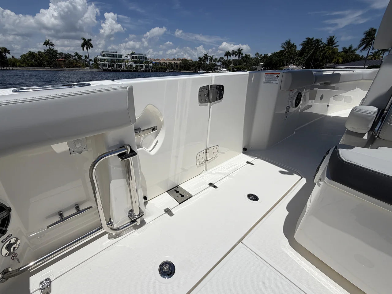 2026 Boston Whaler 330 Outrage 33.0 feet, Pompano Beach, Florida #31