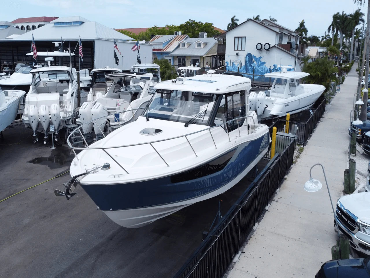 2025 Boston Whaler 365 Conquest 36.0 feet, Naples, Florida #7