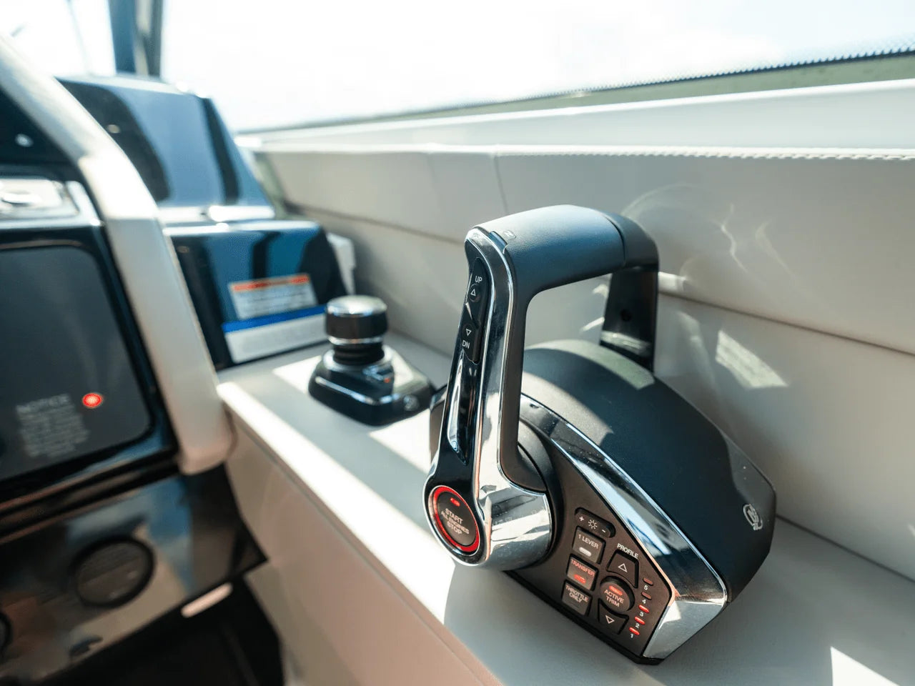 2026 Cruisers Yachts 34 GLS Outboard 35.0 feet, Inuvik, Northwest Territories #121