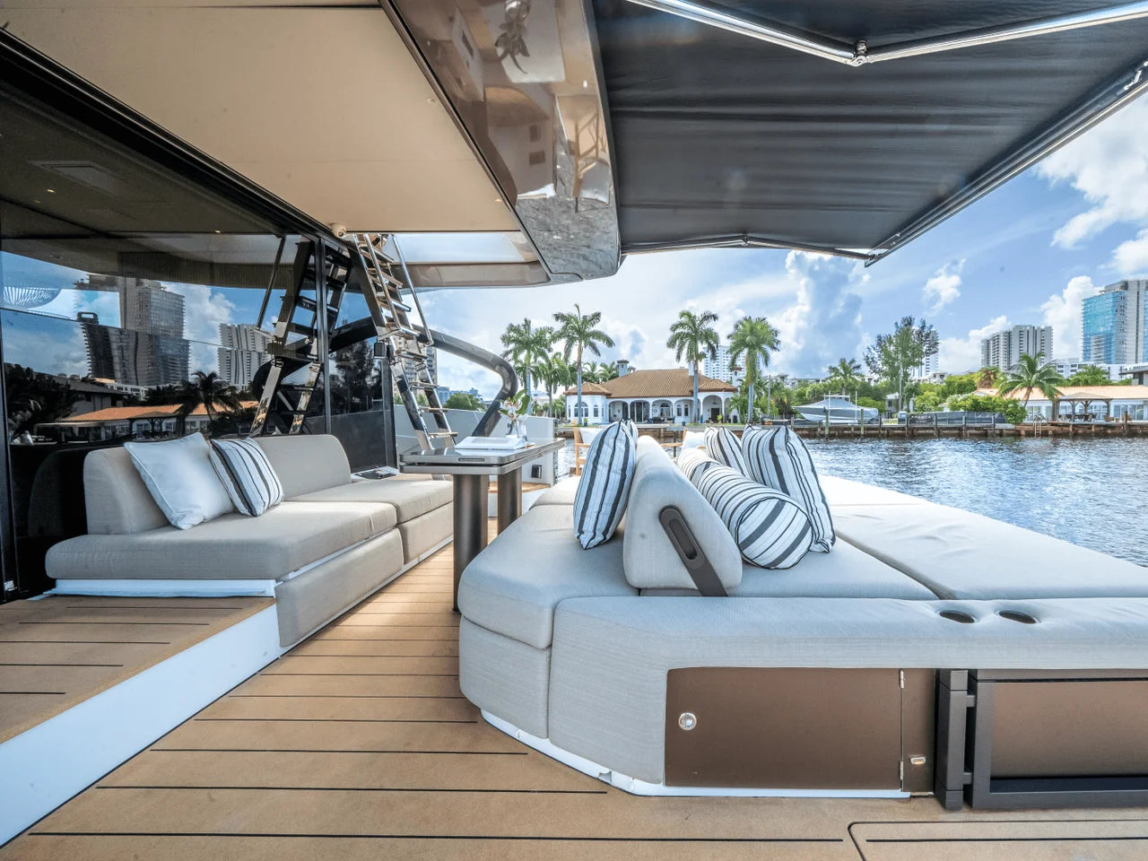 2025 Azimut Seadeck 6 60.0 feet, Dania Beach, Florida #21