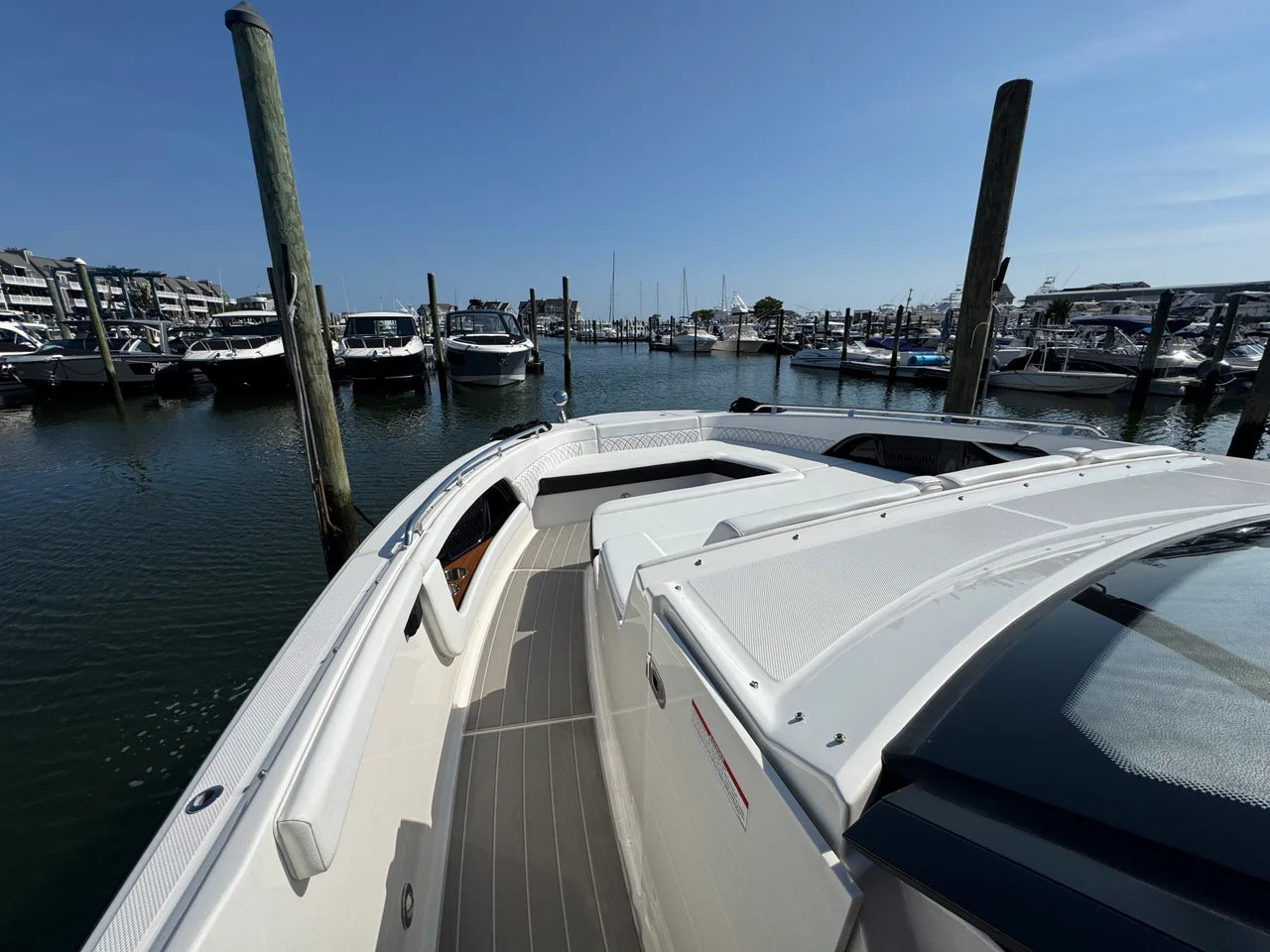 2025 Sea Ray 370 SUNDANCER OB 39.0 feet, Somers Point, New Jersey #42
