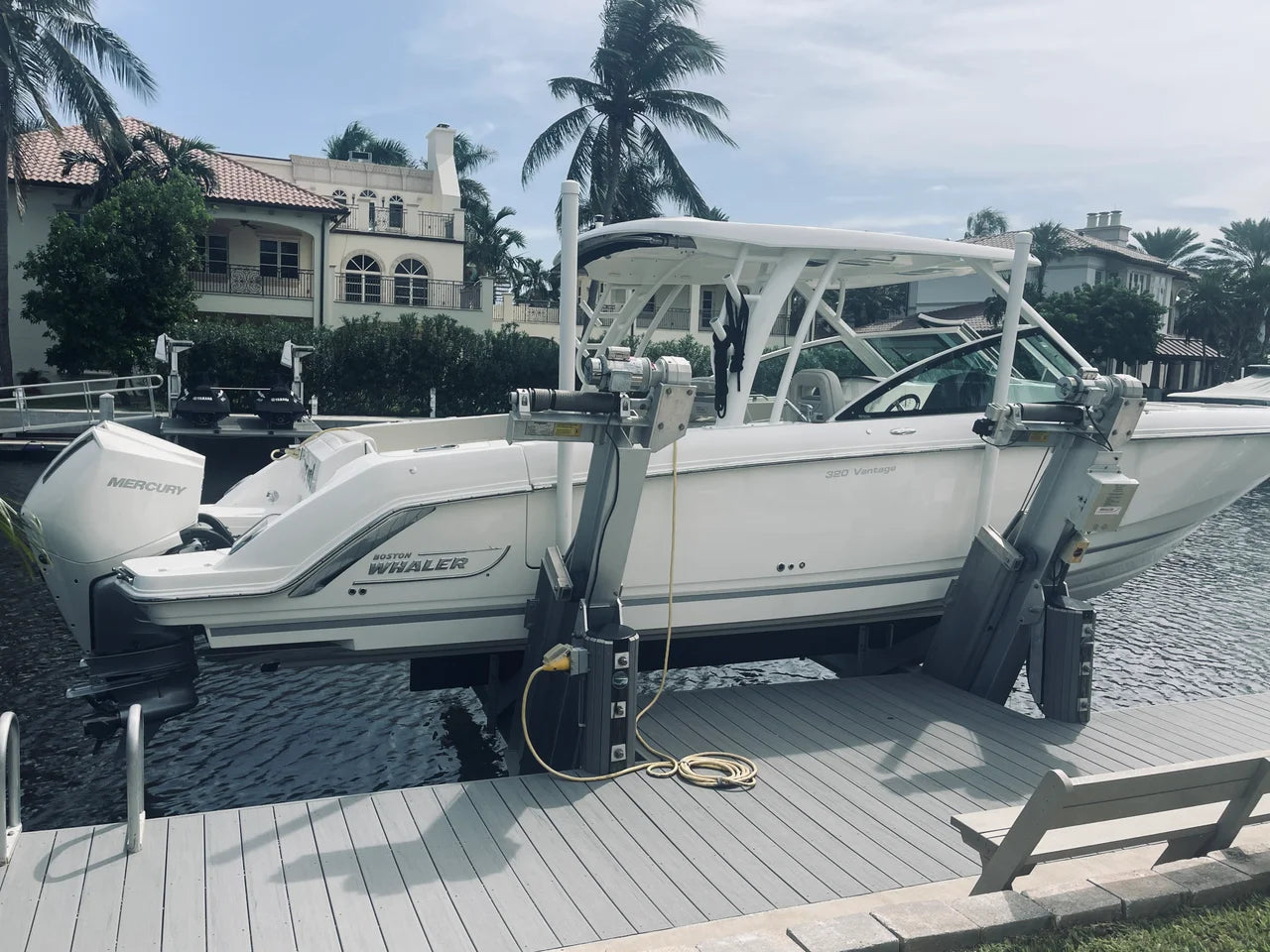2022 Boston Whaler 320 VANTAGE 32.0 feet, Delray Beach, FL #3