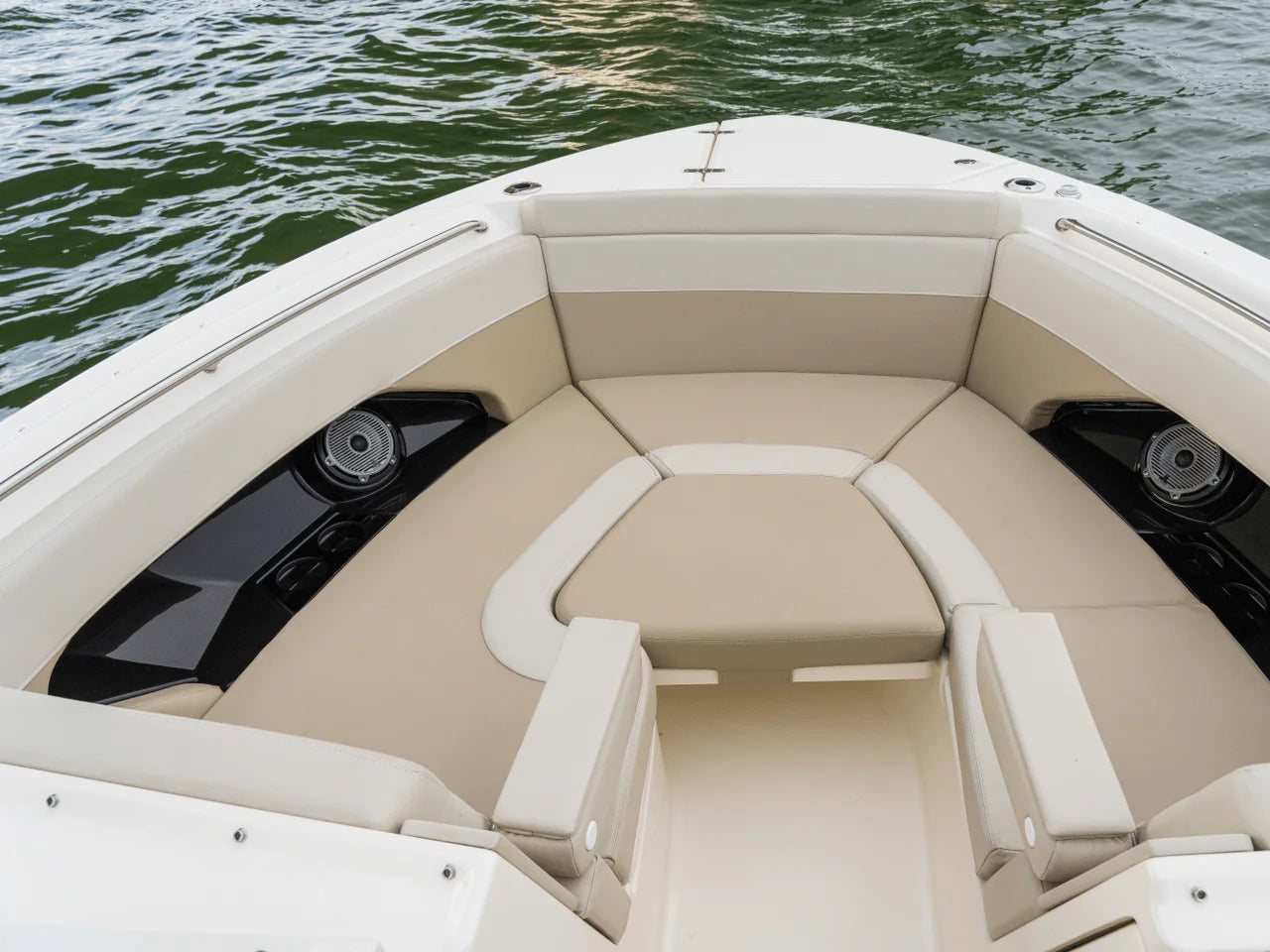 2027 Boston Whaler 280 Vantage 28.0 feet, Stuart, Florida #38