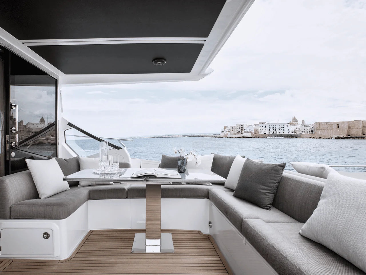 2026 Azimut S6 59.0 feet, Inuvik, Northwest Territories #11
