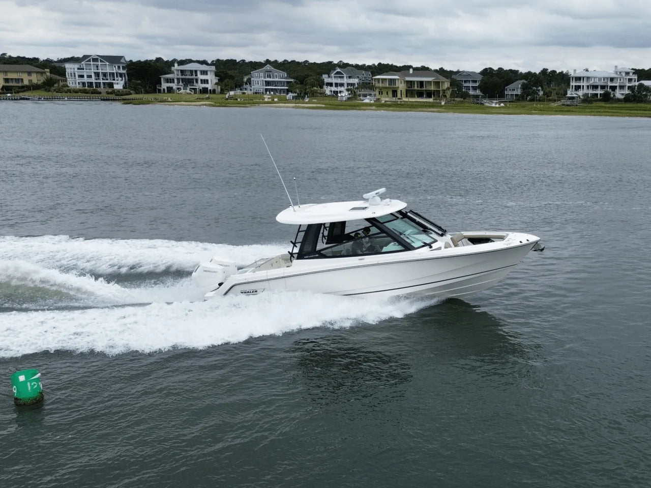 2026 Boston Whaler 330 Vantage 33.0 feet, Charleston, SC #17