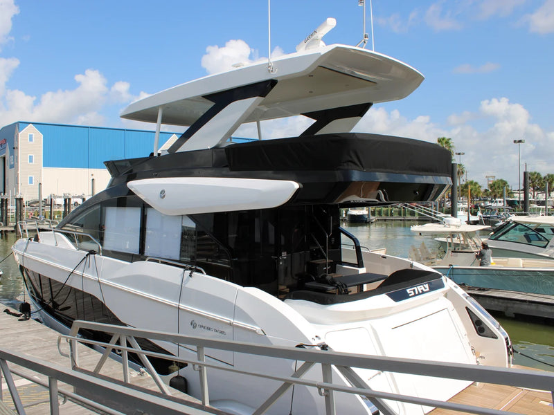 2027 Cruisers Yachts 57 FLY 57.0 feet, Seabrook, TX #1