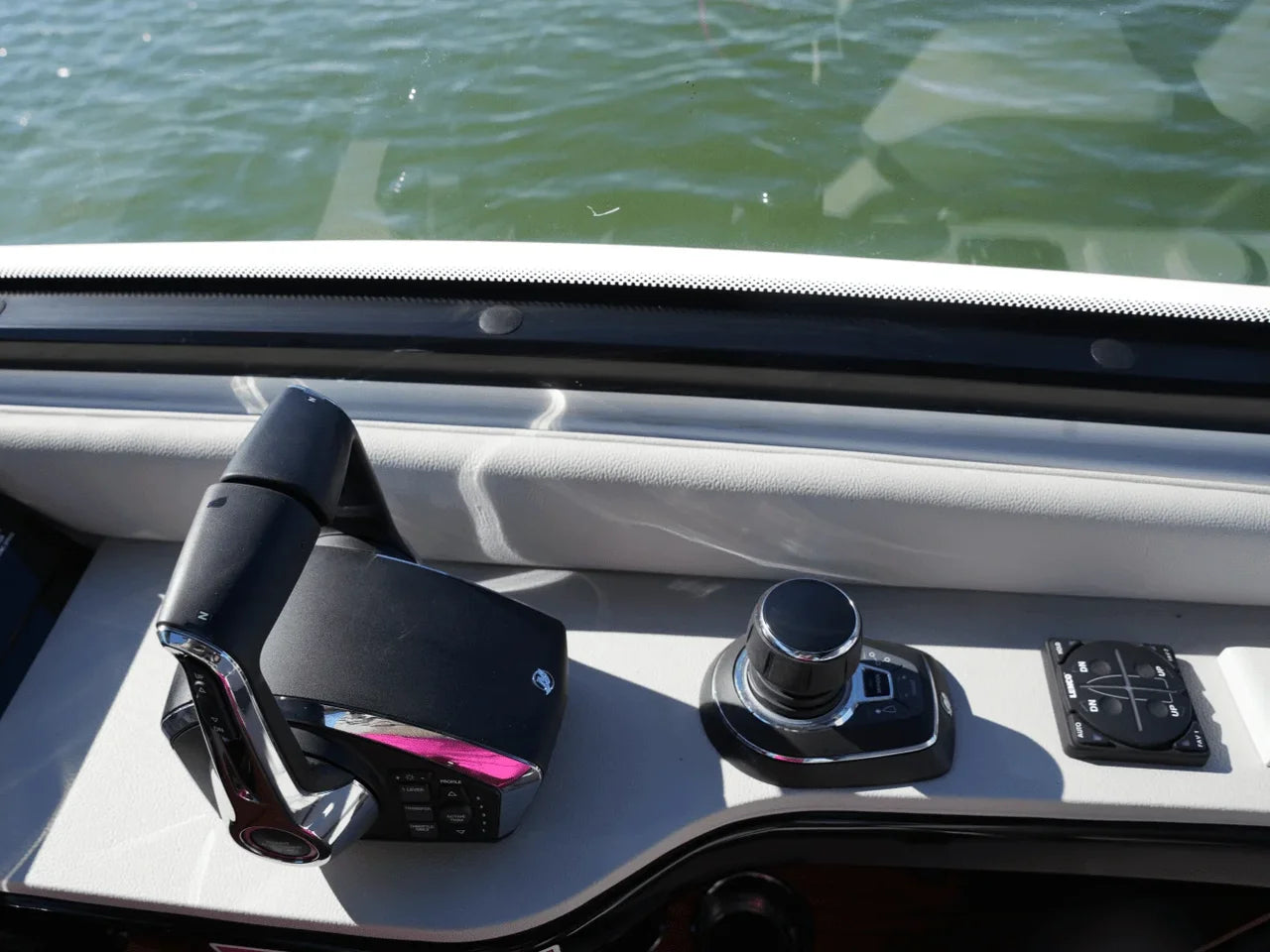 2025 Sea Ray Sundancer 370 37.0 feet, Lewisville, TX #22