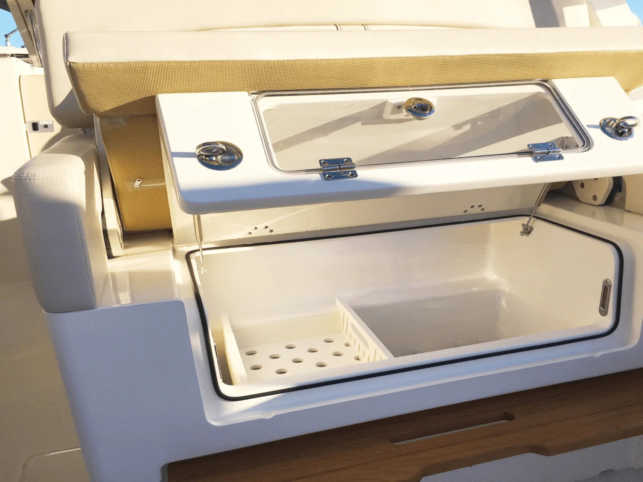 2026 Boston Whaler 380 Realm 38.0 feet, Inuvik, Northwest Territories #123