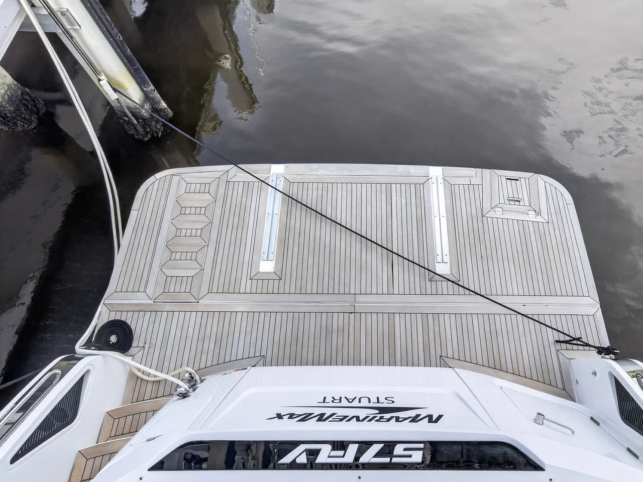 2026 Cruisers Yachts 57 FLY 57.0 feet, Stuart, Florida #3