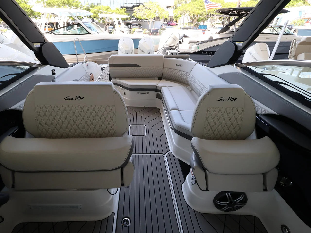 2026 Sea Ray SLX 280 Outboard 28.0 feet, Naples, Florida #18