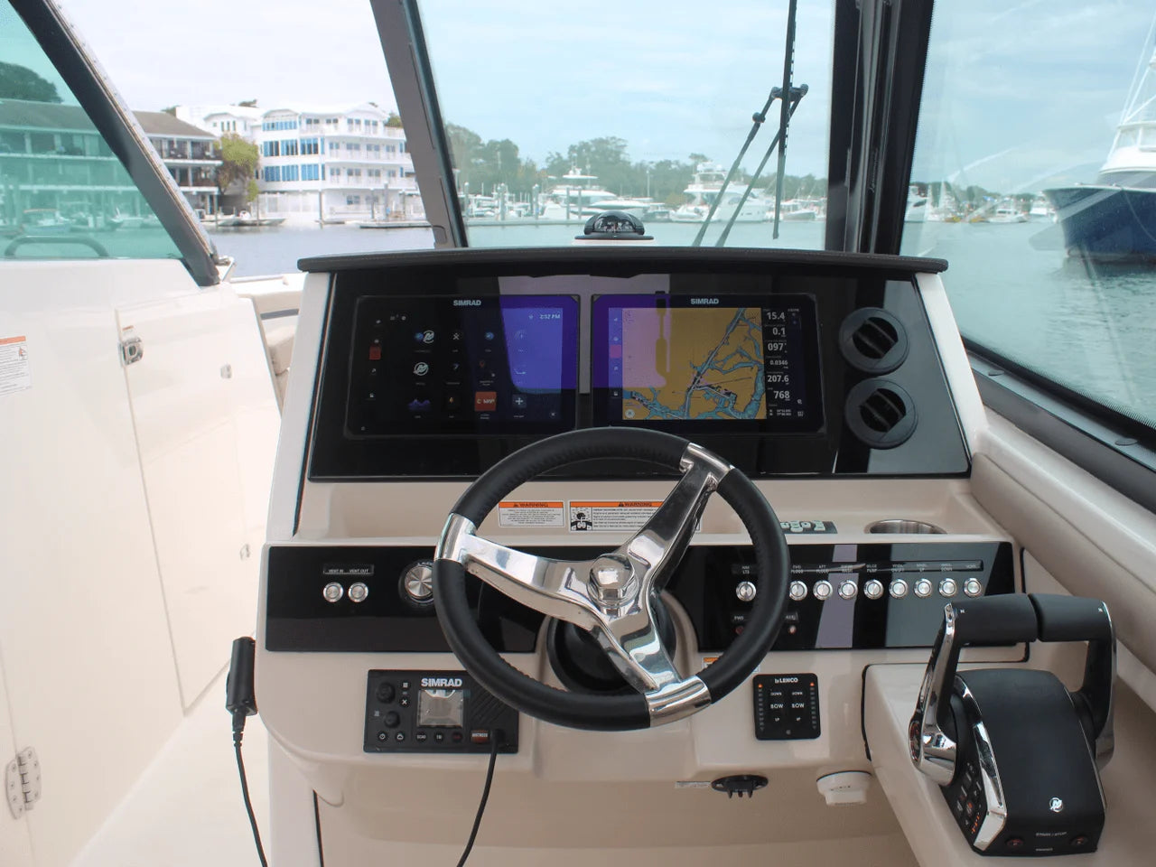 2026 Boston Whaler 330 Vantage 33.0 feet, Charleston, SC #48