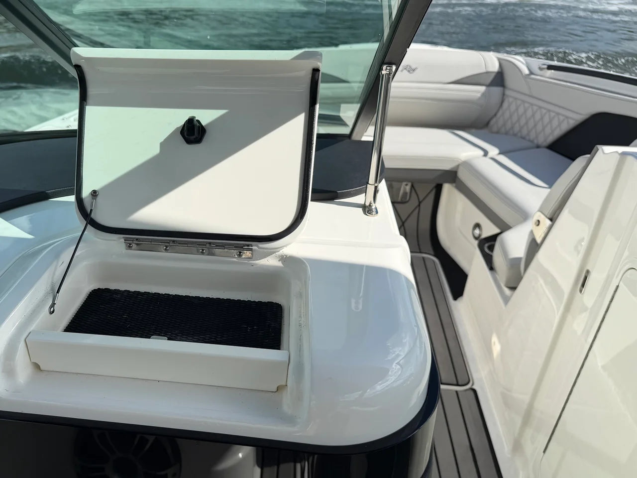 2024 Sea Ray SLX 280 Outboard 28.0 feet, Jupiter, Florida #68