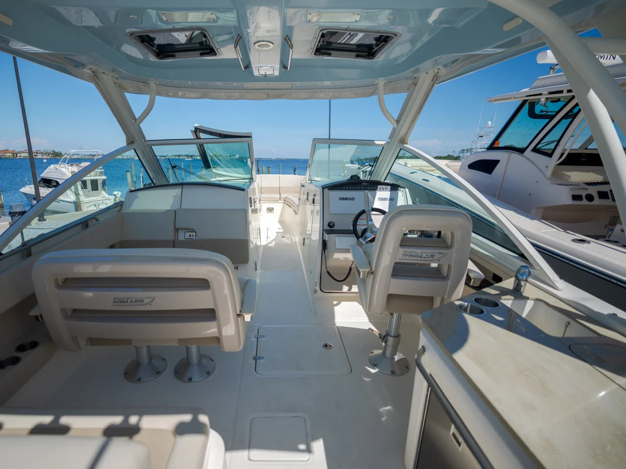 2025 Boston Whaler VANTAGE 320 33.0 feet, Panama City, FL #9