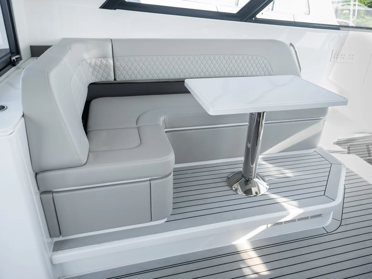 2026 Cruisers Yachts 50GLS OB 50.0 feet, Grasonville, MD #41