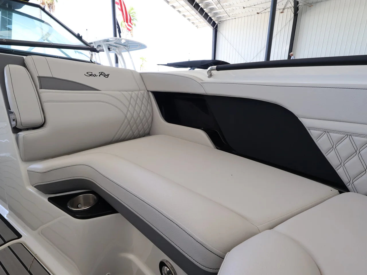 2026 Sea Ray SLX 280 Outboard 28.0 feet, Naples, Florida #21