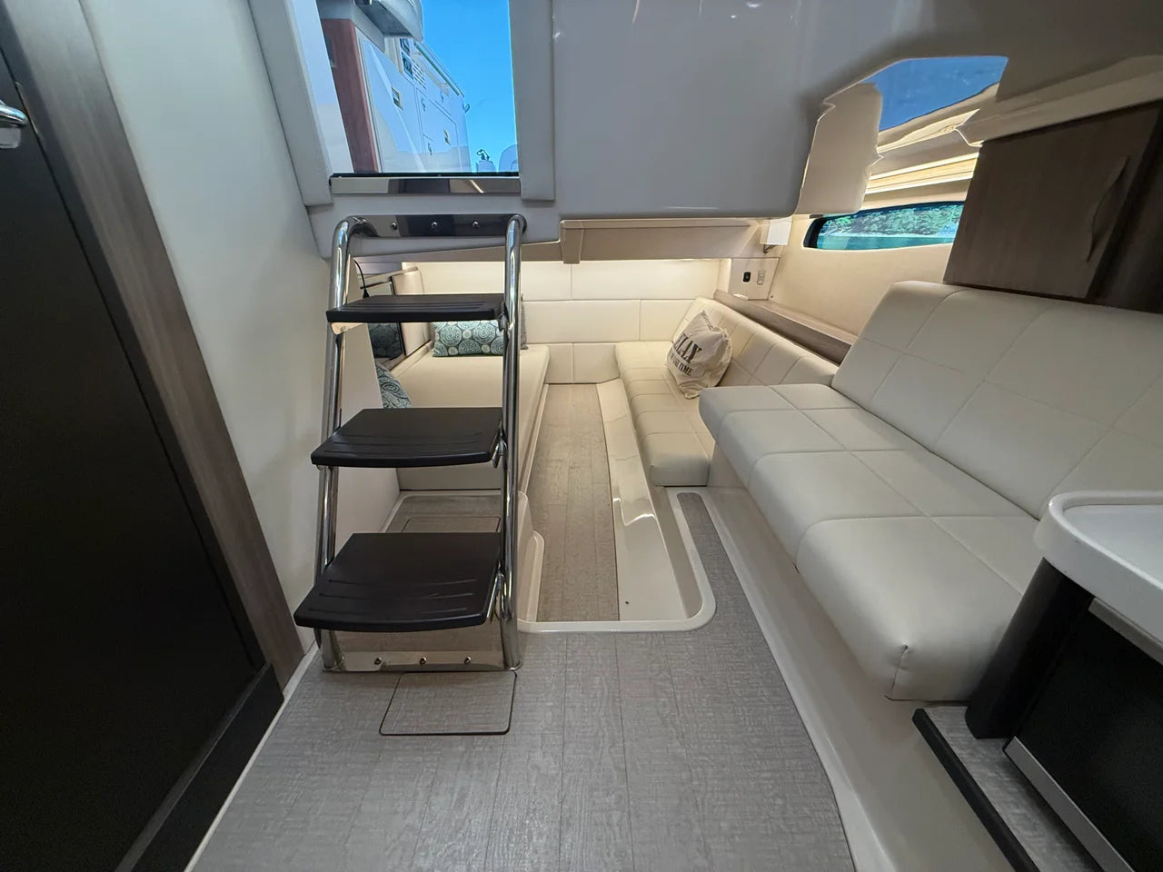2021 Regal 36 GRANDE COUPE 36.0 feet, Cumming, GA #56