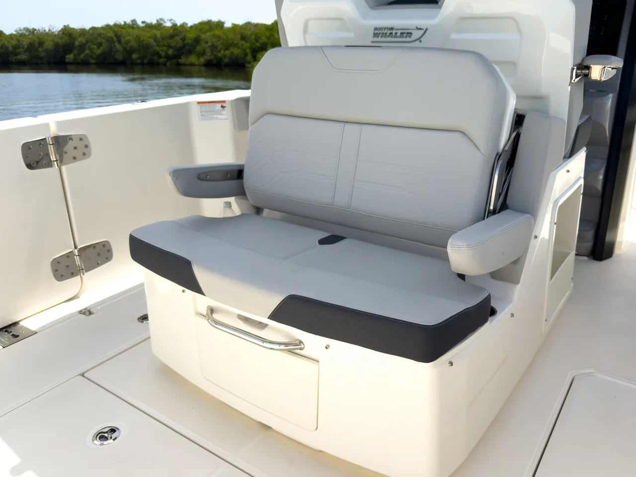 2026 Boston Whaler 330 Outrage 33.0 feet, Fort Myers, FL #9