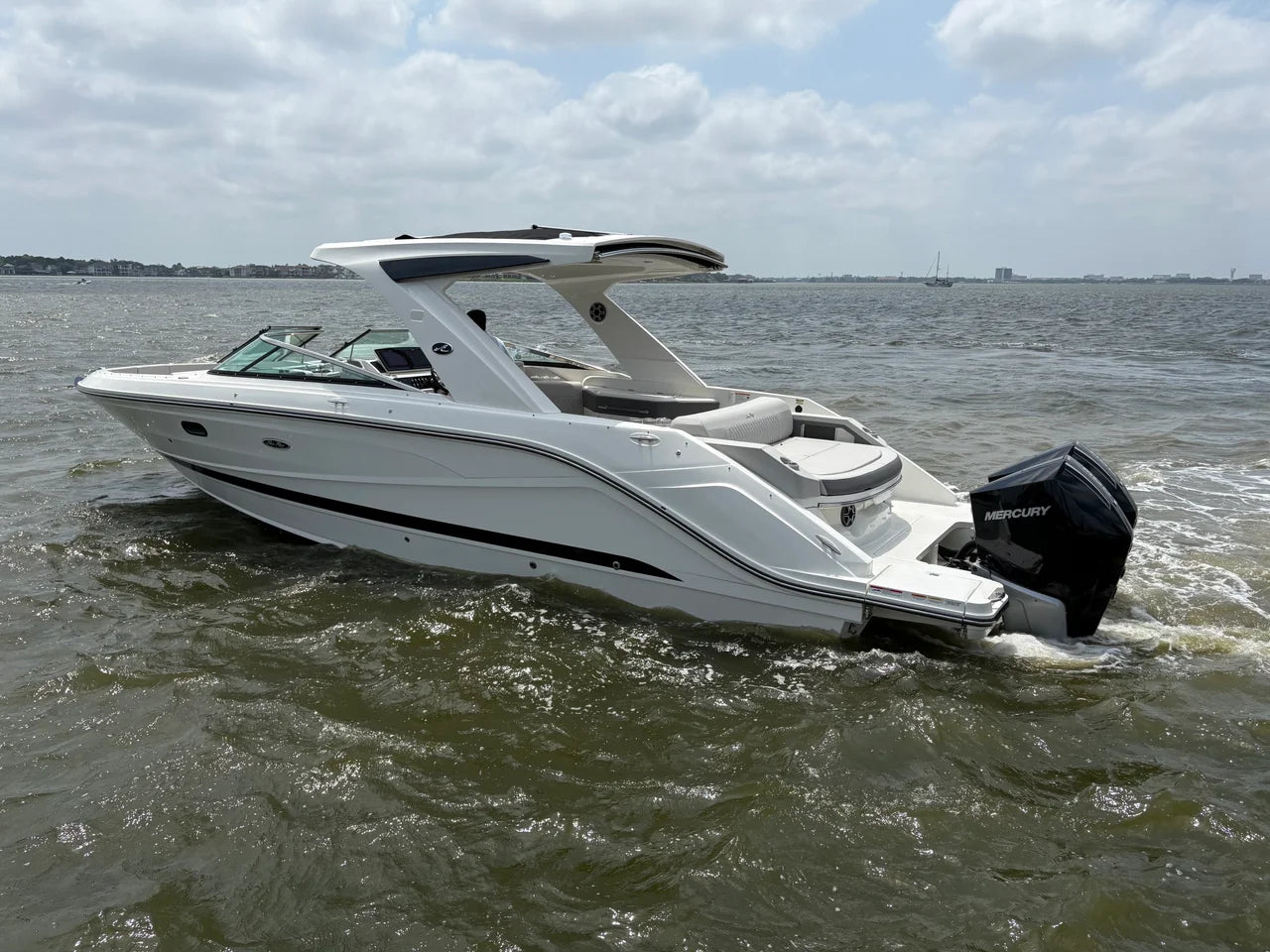 2026 Sea Ray SLX 310 Outboard 31.0 feet, Seabrook, TX #18
