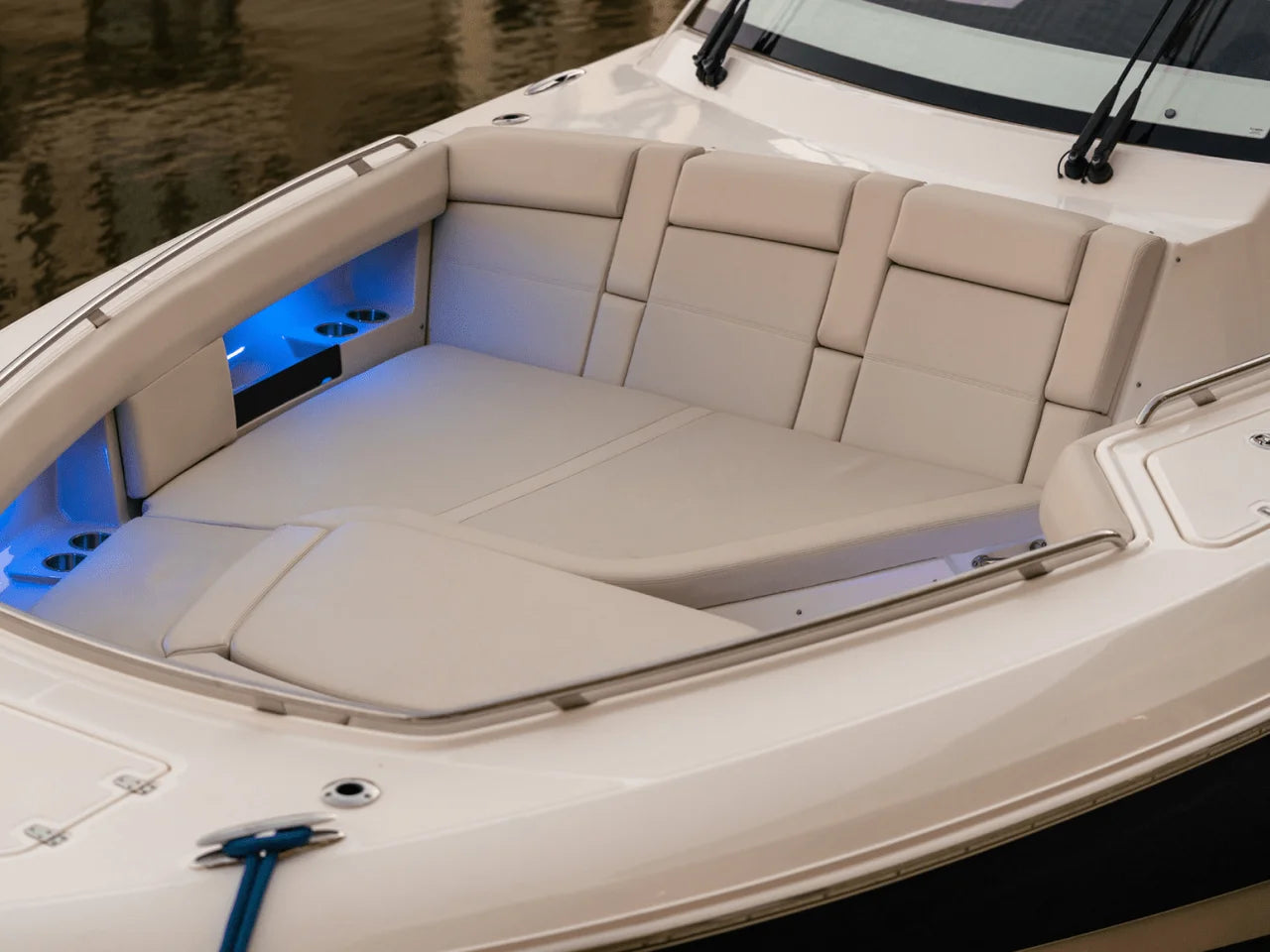 2026 Boston Whaler 380 Realm 38.0 feet, Inuvik, Northwest Territories #42