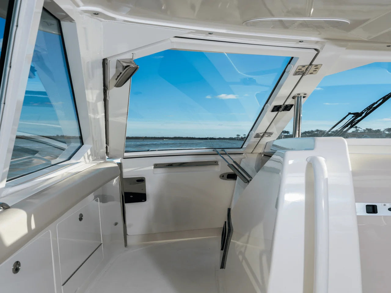 2026 Boston Whaler 380 Realm 38.0 feet, Inuvik, Northwest Territories #124