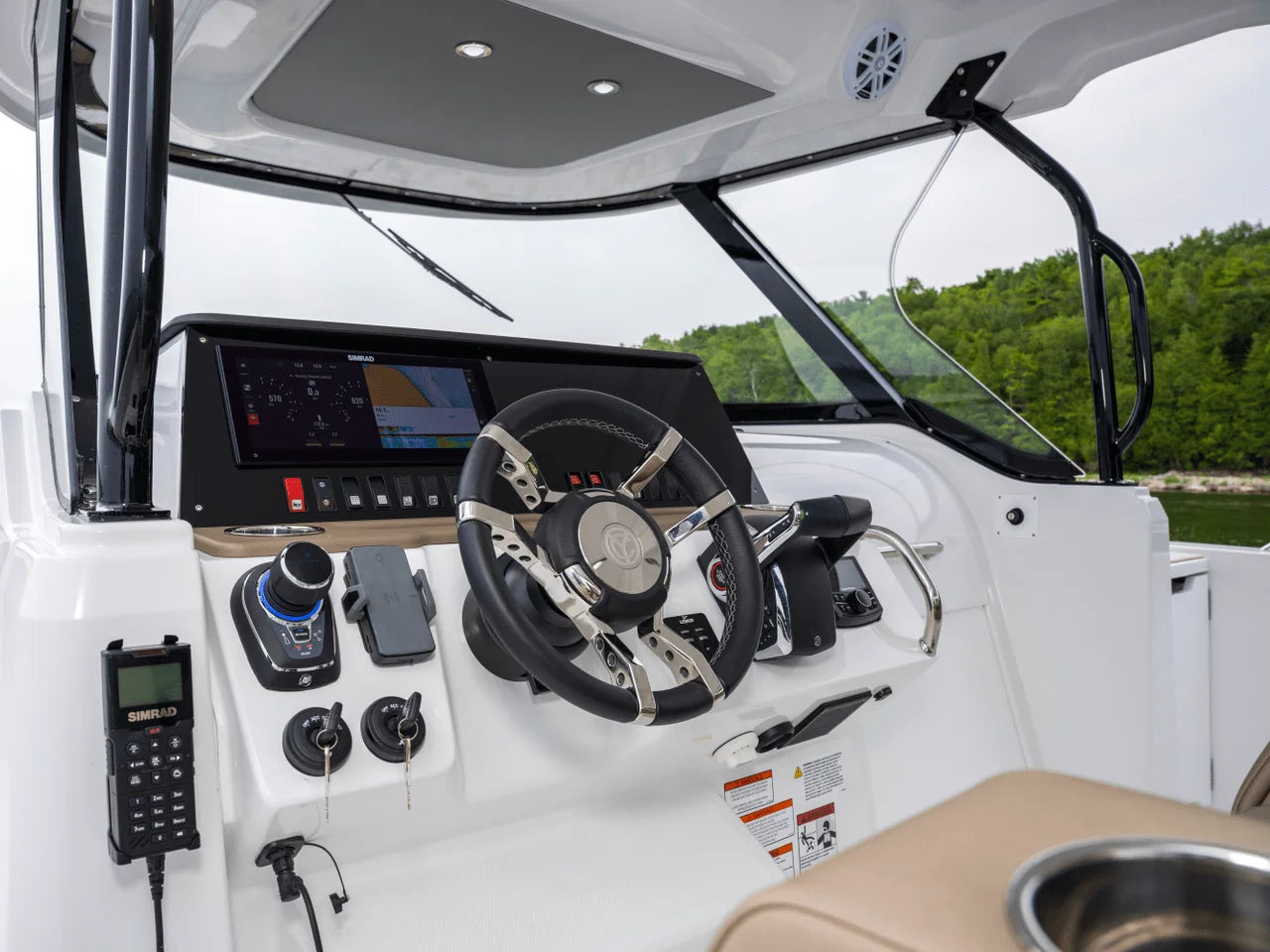 2027 Cruisers Yachts 38 VTR 38.0 feet, Miami, FL #18