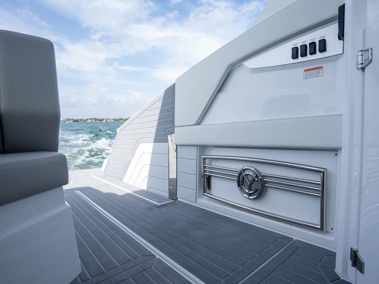 2026 Cruisers Yachts 42 GLS Outboard 42.0 feet, Miami, FL #38
