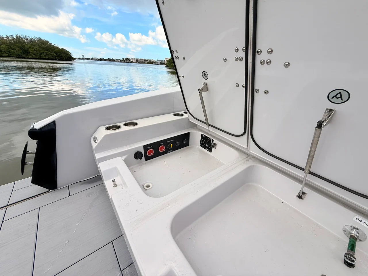 2023 Aviara AV32 Outboard 32.0 feet, St Petersburg, FL #22