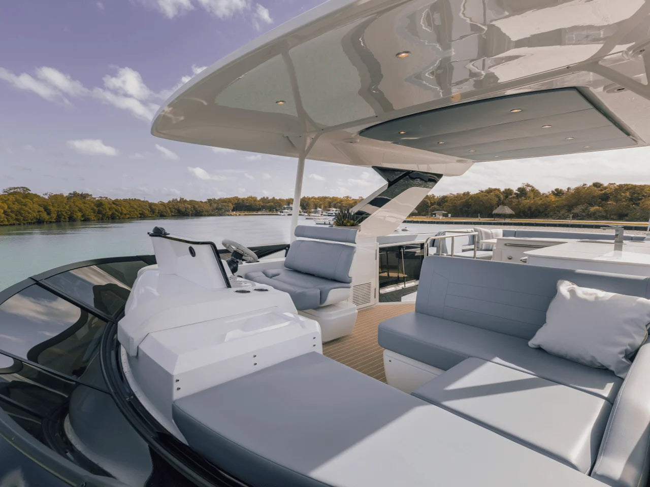 2027 Cruisers Yachts 57 FLY 57.0 feet, Naples, Florida #47