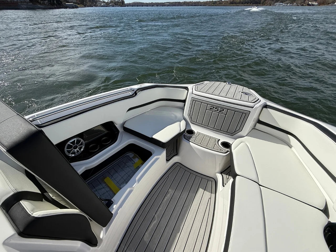 2026 Yamaha 252SE 25.0 feet, Lake Wylie, SC #25