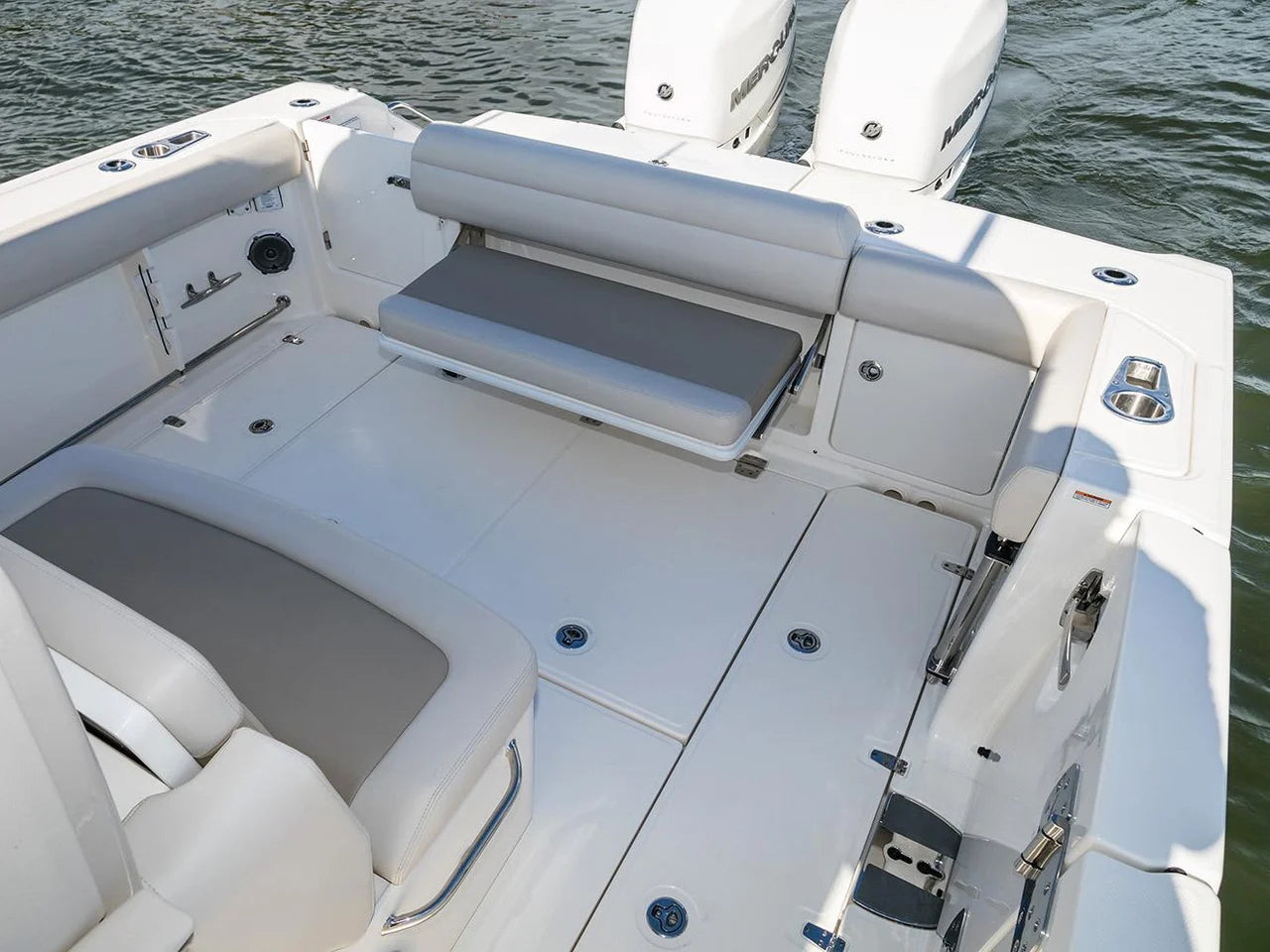 2027 Boston Whaler 330 Outrage 33.0 feet, Ocean View, NJ #12