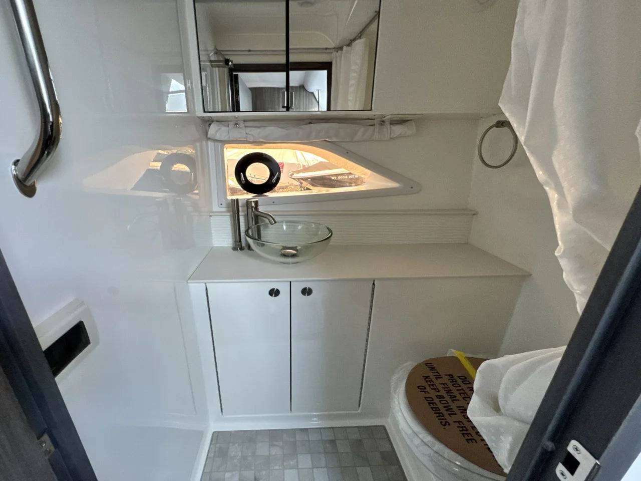 2026 Sea Ray Sundancer 320 Outboard 32.0 feet, Huntington, NY #38