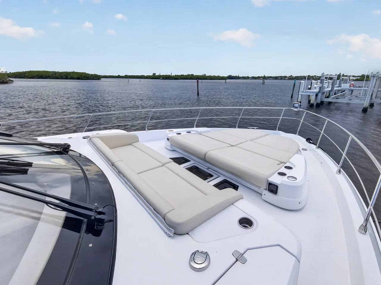 2026 Cruisers Yachts 57 FLY 57.0 feet, Stuart, Florida #97