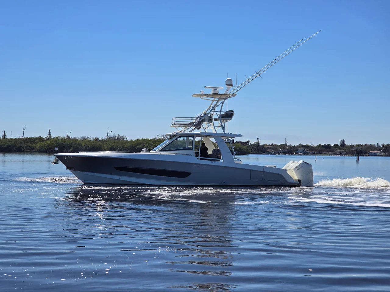 2023 Boston Whaler 420 OUTRAGE 42.0 feet, Stuart, Florida #30