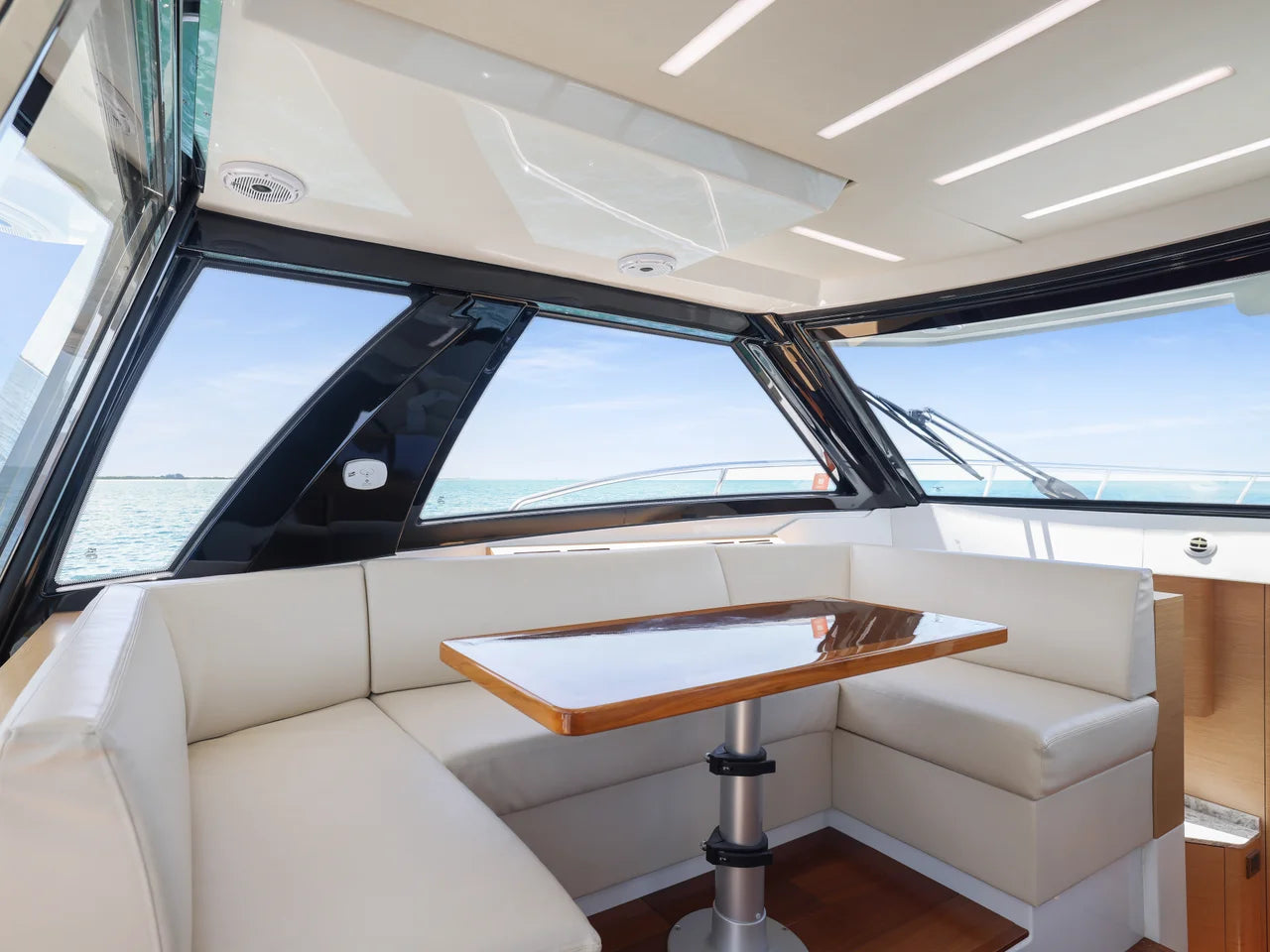 2021 Ocean Alexander 45 DIVERGENCE COUPE 45.0 feet, Lighthouse Point, FL #26