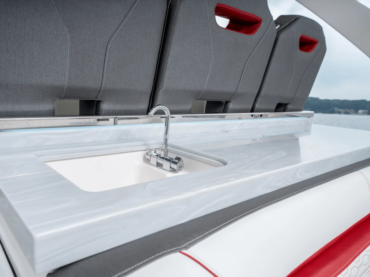 2025 Tiara Yachts LS 34 34.0 feet, Inuvik, Northwest Territories #45