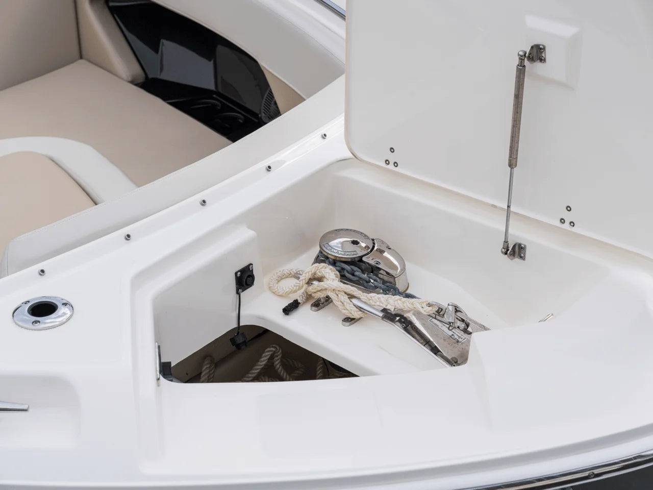 2027 Boston Whaler 280 Vantage 28.0 feet, Wrightsville Beach, North Carolina #46