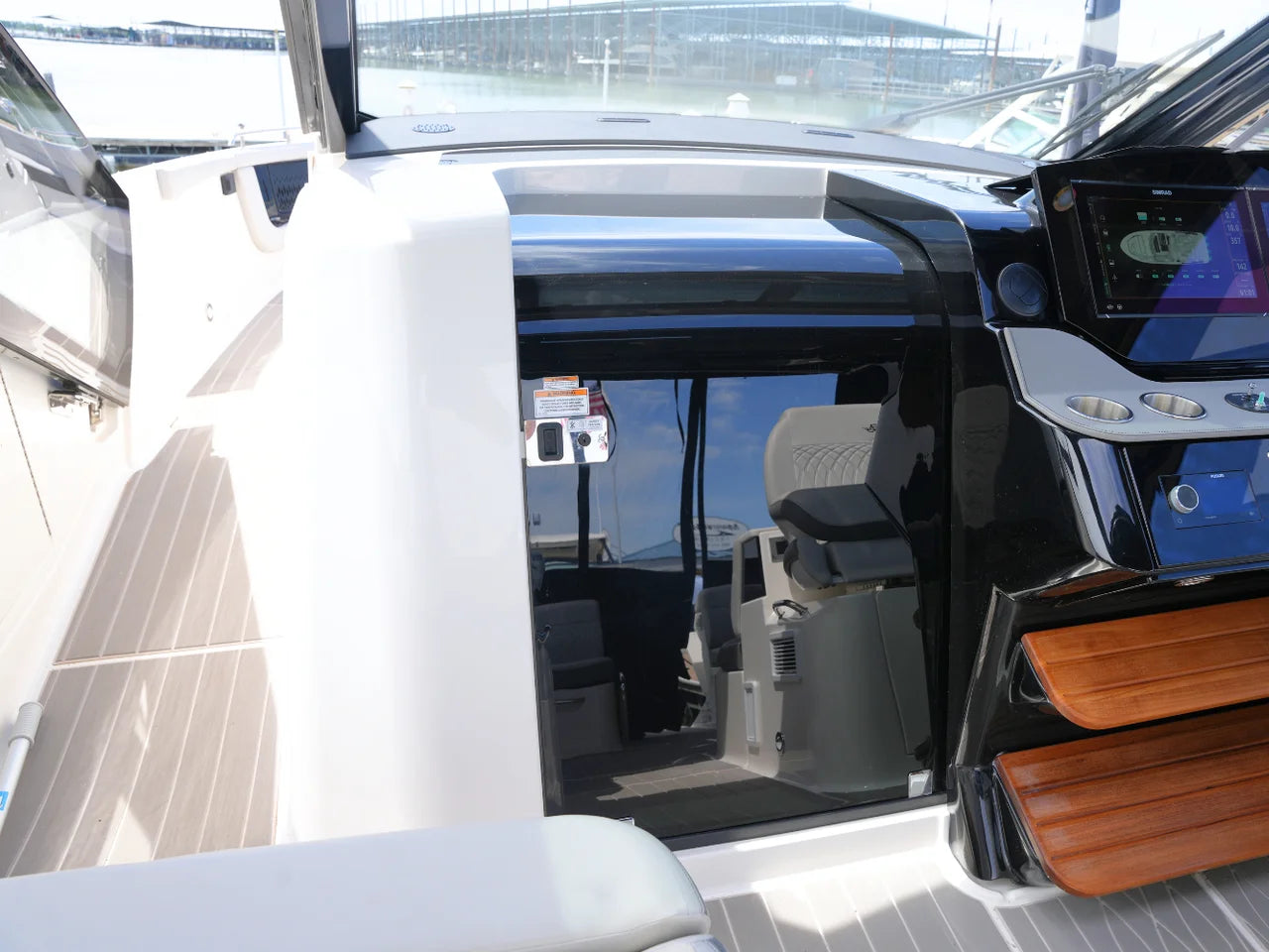 2024 Sea Ray 370 SUNDANCER 37.0 feet, Lewisville, TX #37