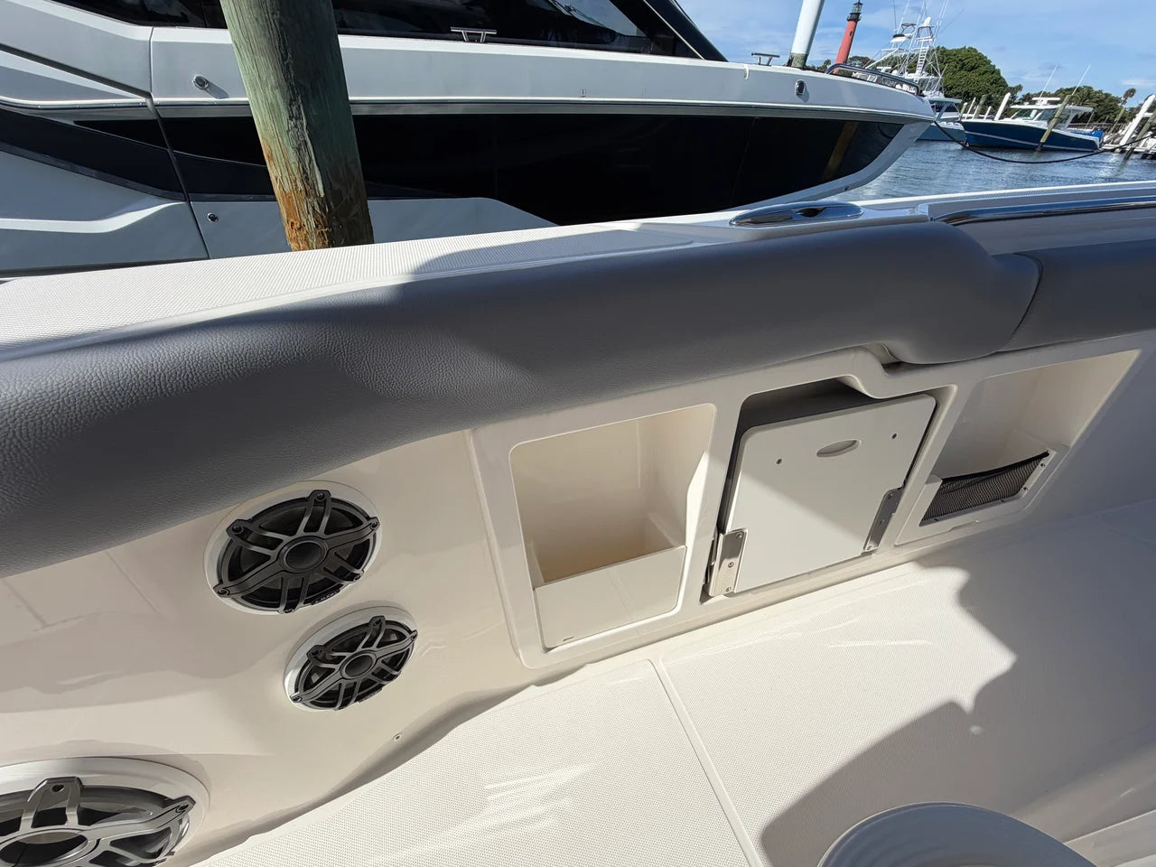 2026 Boston Whaler 380 Outrage 38.0 feet, Jupiter, Florida #24