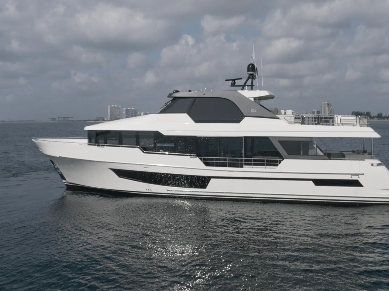 2026 Ocean Alexander 32L 106.0 feet, Hollywood, Florida #23