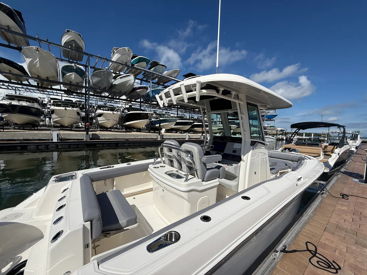 2027 Boston Whaler 250 Outrage 25.0 feet, Sarasota, FL #30