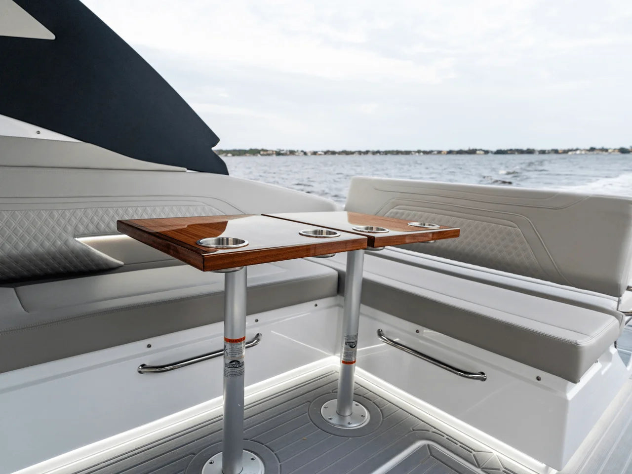 2026 Cruisers Yachts 34 GLS Outboard 35.0 feet, Inuvik, Northwest Territories #131
