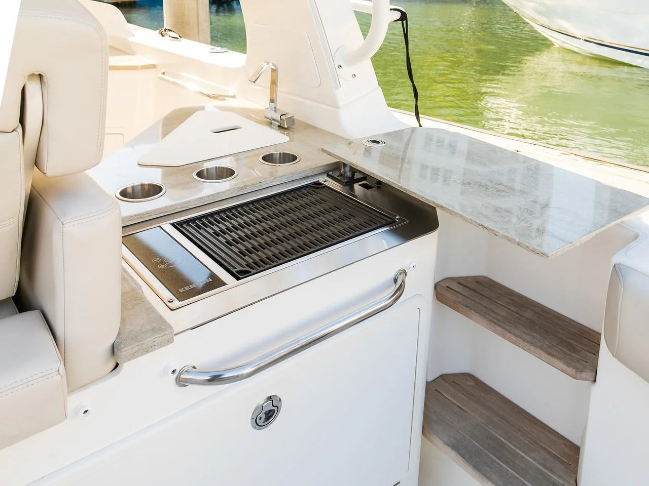 2027 Boston Whaler 350 Realm 35.0 feet, Naples, Florida #19