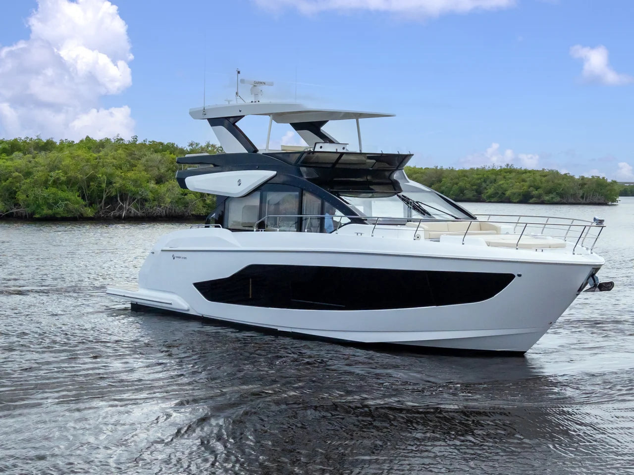 2026 Cruisers Yachts 57 FLY 57.0 feet, Stuart, Florida #90