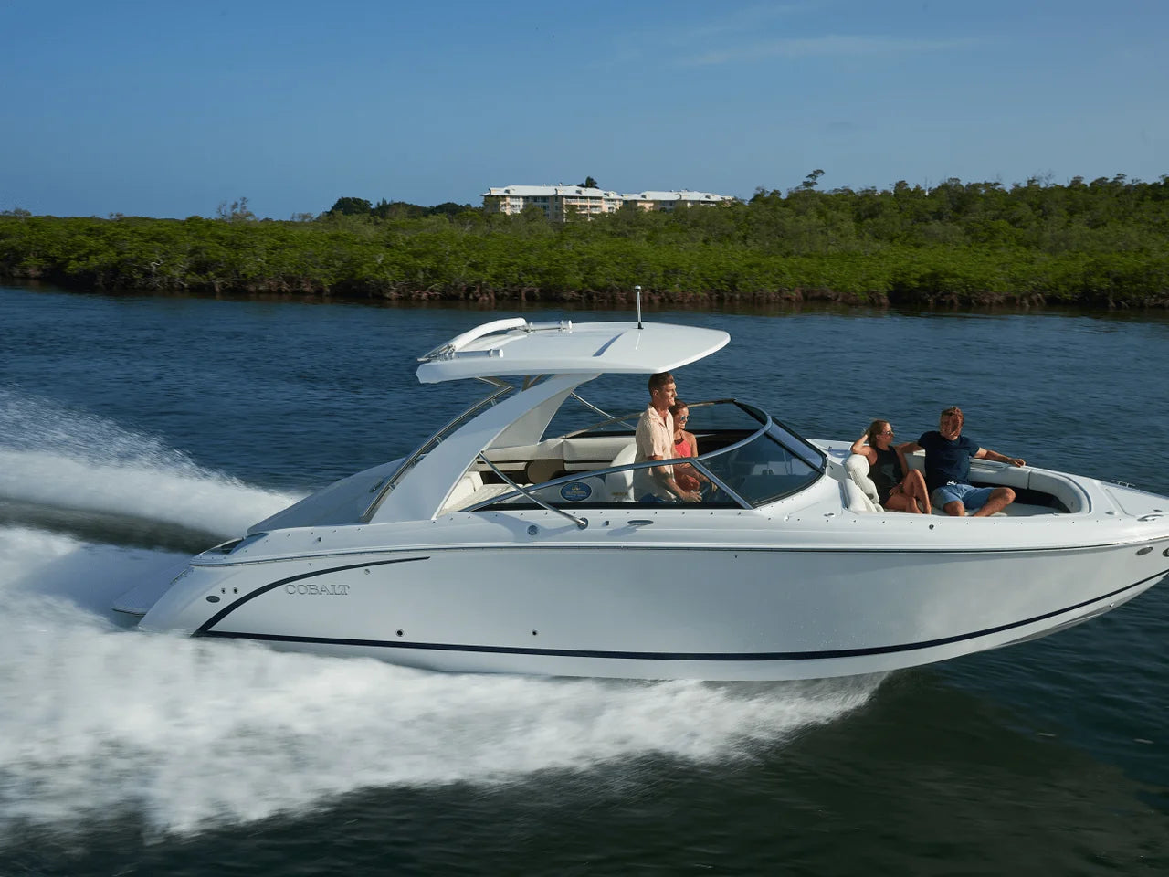 2026 Cobalt R31 Surf 30.0 feet, Inuvik, Northwest Territories #12